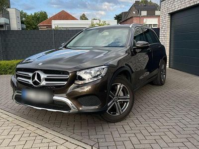 Mercedes GLC250