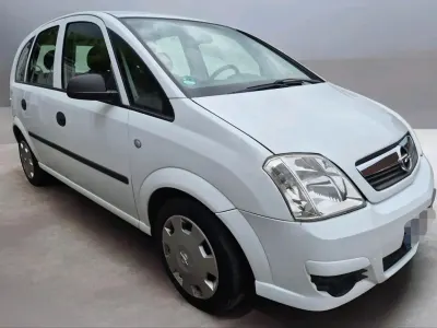 Gebraucht Opel Meriva 90 PS (66 kW) 2009 Weiß Van / Kleinbus