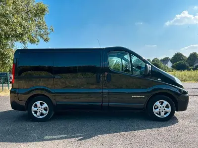 Gebraucht Renault Trafic 114 PS (83 kW) 2013 Schwarz Van / Kleinbus