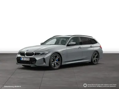 Gebraucht BMW 330e M Sport 292 PS (214 kW) 2025 Grau Kombi