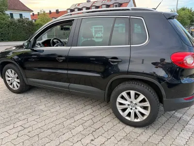 Gebraucht VW Tiguan Sportline 140 PS (102 kW) 2008 Schwarz SUV