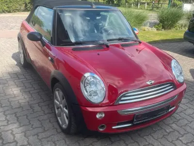 Gebraucht Mini Cooper Cabriolet 116 PS (85 kW) 2008 Rot Cabrio