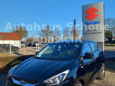 Usado Hyundai ix35 135 CV (99 kW) 2016 Negro SUV