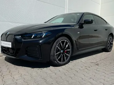 Neu BMW i4 Comfort Edition 250 kW (340 PS) 2026 Saphirschwarz metallic Limousine