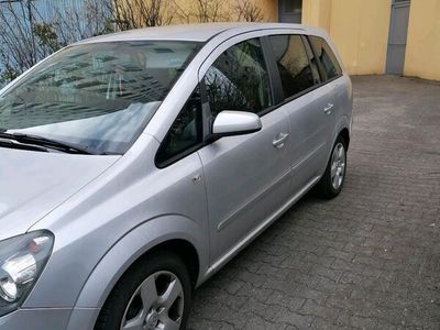 gebraucht Opel Zafira 2,2 Comfort