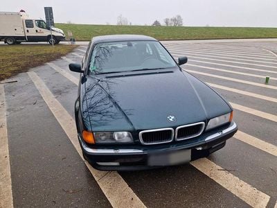Gebraucht BMW 740 286 PS (210 kW) 1998 Grün Limousine