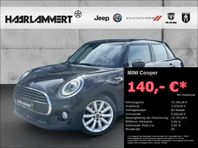 Gebraucht Mini Cooper 136 PS (100 kW) 2018 Schwarz Kleinwagen