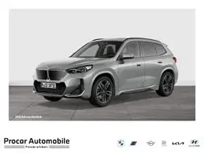 Gebraucht BMW iX1 150 kW (204 PS) 2025 Silber (spacesilber) SUV