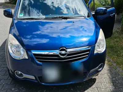 Gebraucht Opel Agila 85 PS (62 kW) 2009 Kleinwagen
