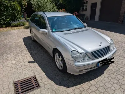Gebraucht Mercedes C180 Avantgarde 143 PS (105 kW) 2003 Silber Kombi