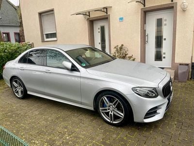 Mercedes E200
