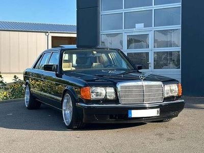 Gebraucht Mercedes S560 299 PS (219 kW) 1988 Schwarz Limousine