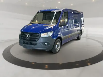 Gebraucht Mercedes Sprinter 150 PS (110 kW) 2022 Atlantisblau Van