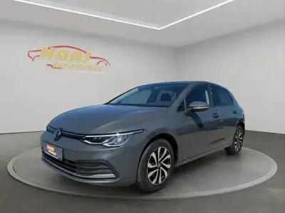 Second-hand VW Golf VIII Active 110 CP (80 kW) 2021 Gri Berlinǎ
