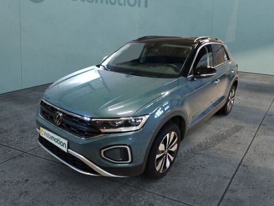 Second-hand VW T-Roc Move 150 CP (110 kW) 2023 Albastru SUV