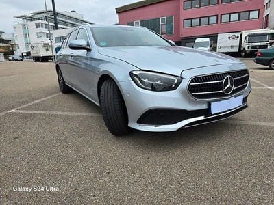 Mercedes E220