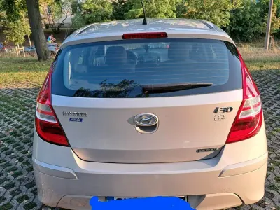 Gebraucht Hyundai i30 89 PS (65 kW) 2012 Grau Kombi
