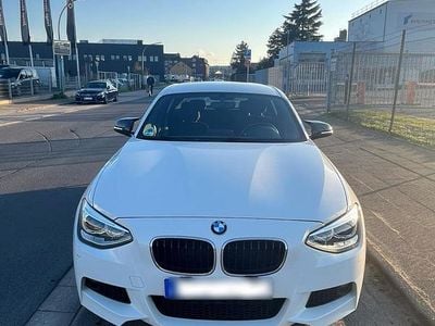 Gebraucht BMW 116 M Sport 136 PS (100 kW) 2015 Weiß Kleinwagen