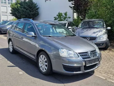 Gebraucht VW Golf VI Comfortline 160 PS (117 kW) 2009 Platinum grey metallic Kombi