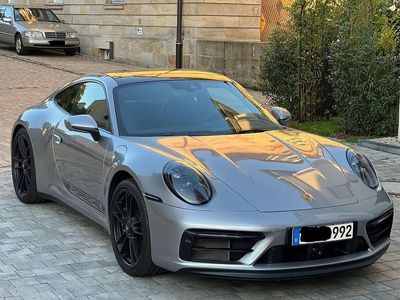Porsche 992