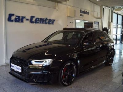 Schwarz Gebraucht 2019 Audi RS3 Sportback Sport Kleinwagen | 52.500 €