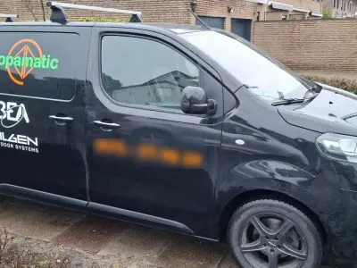 Gebraucht Opel Vivaro-e Combi 177 PS (130 kW) 2019 Schwarz Van / Kleinbus