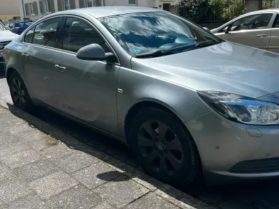 Używany Opel Insignia 141 KM (103 kW) 2010 Szary Sedan/Limuzyna