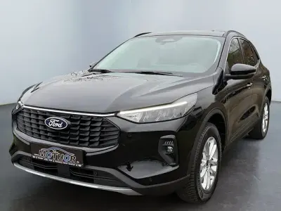 Neu Ford Kuga Titanium 243 PS (178 kW) 2025 Schwarz SUV