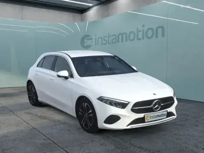 Gebraucht Mercedes A220 Progressive 190 PS (139 kW) 2023 Weiß Limousine