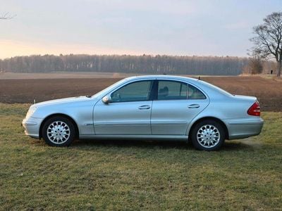 Mercedes E240
