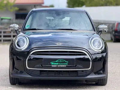 Gebraucht Mini ONE Classic 102 PS (75 kW) 2022 Schwarz Kleinwagen