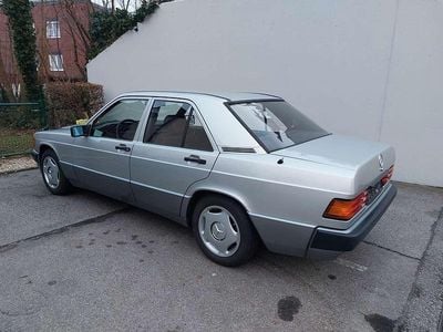 Usata Mercedes 190 109 CV (80 kW) 1991 Berlina