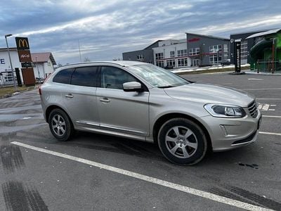 Gebraucht Volvo XC60 Summum 220 PS (161 kW) 2017 Beige SUV
