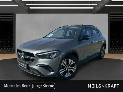 Gebraucht Mercedes GLA220 Progressive 190 PS (139 kW) 2024 Grau SUV