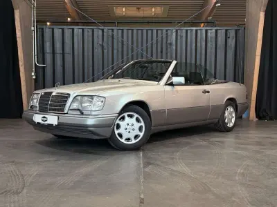 Brugt Mercedes E320 220 HK (161 kW) 1994 Sølv Cabriolet