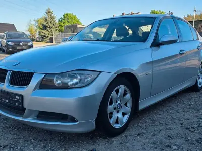 Usata BMW 318 Advantage 129 CV (94 kW) 2007 Argento Berlina