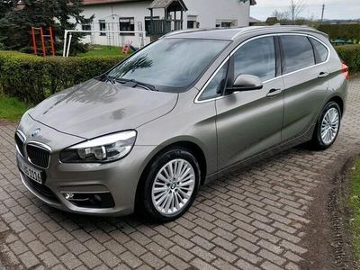 gebraucht BMW 218 Active Tourer i Luxury Line aus erster Hand