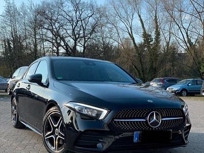 Gebraucht Mercedes A200 AMG line 163 PS (119 kW) 2019 Schwarz Kleinwagen
