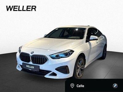 Alpinweiss iii (weiß) Gebraucht 2022 BMW 220 Performance Limousine | 25.950 € (Superpreis)