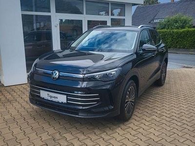 Gebraucht VW Tiguan Elegance 193 PS (141 kW) 2025 Schwarz SUV