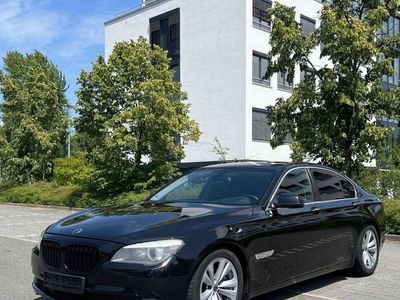 BMW 730
