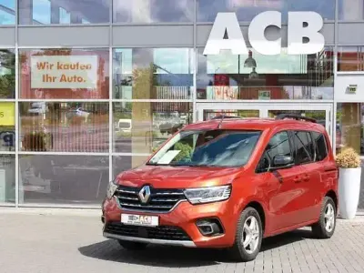 Gebraucht Renault Kangoo Techno 116 PS (85 kW) 2023 Braun Van / Kleinbus