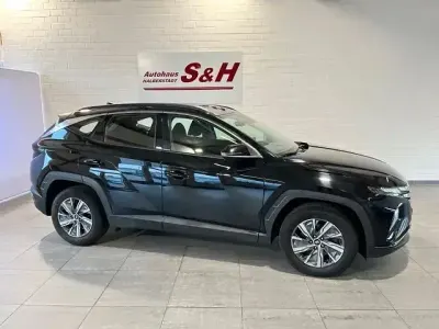 Begagnad Hyundai Tucson Select 150 HK (110 kW) 2021 Svart SUV