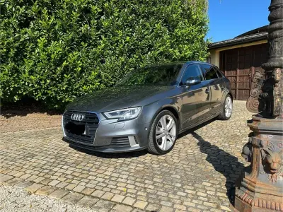 Gebraucht Audi A3 Sport 116 PS (85 kW) 2018 Grau Limousine