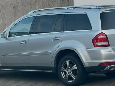 Gebraucht Mercedes GL350 265 PS (194 kW) 2011 Silber SUV