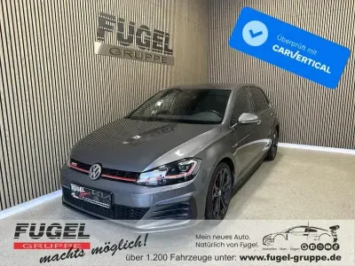 Gebraucht VW Golf VII GTI 245 PS (180 kW) 2018 Indiumgrau metallic Limousine