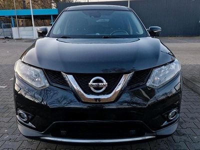 Schwarz Gebraucht 2015 Nissan X-Trail 360º SUV | 11.190 € (Fairer Preis)