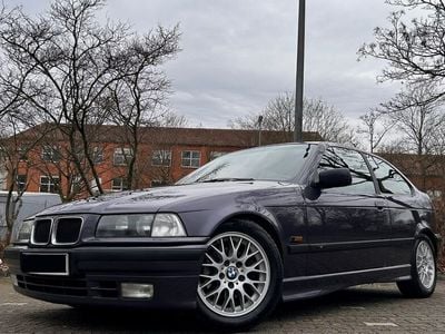 BMW 323 Compact