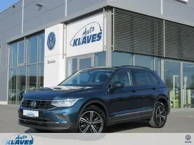 Gebraucht VW Tiguan IQ Drive 150 PS (110 kW) 2022 Blau SUV