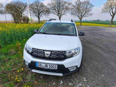 Gebraucht Dacia Sandero Celebration 90 PS (66 kW) 2018 Weiß SUV